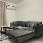 Seaview Modern Two Bedroom Apartment