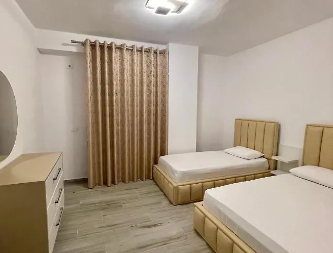 Appartamento Seaview Modern Two Bedroom Sarandë