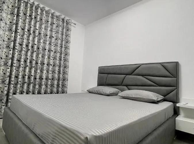 Seaview Modern Two Bedroom